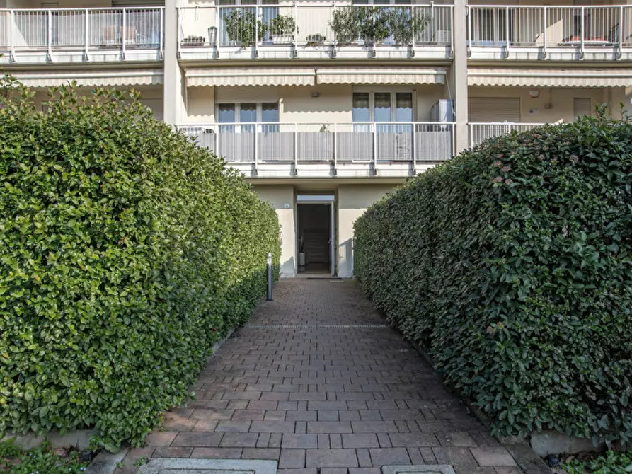 Immagine 24 di Appartamento in vendita  in Piazzale Rita Levi Montalcini a San Martino Buon Albergo