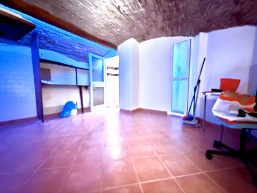 Immagine 1 di Cantina in vendita  in via sant'isaia 27 a Bologna