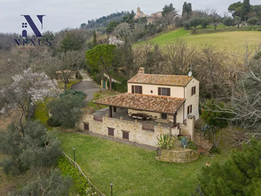 Immagine 4 di Villa in vendita  in Località Rosciano a Fano