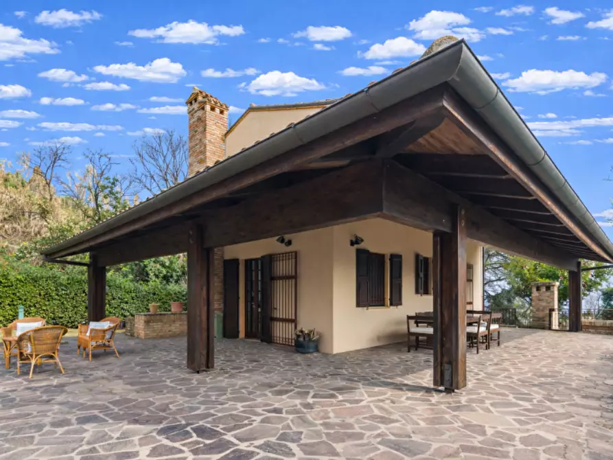 Immagine 4 di Villa in vendita  in Località Rosciano a Fano
