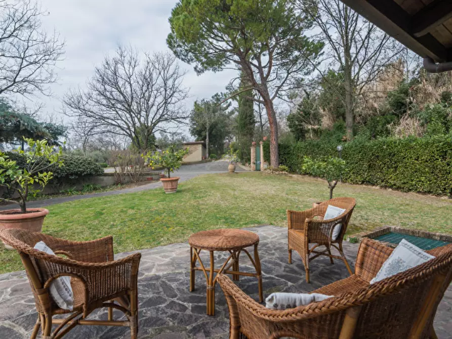 Immagine 10 di Villa in vendita  in Località Rosciano a Fano