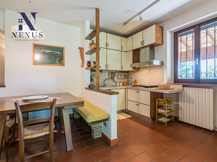 Immagine 25 di Villa in vendita  in Località Rosciano a Fano