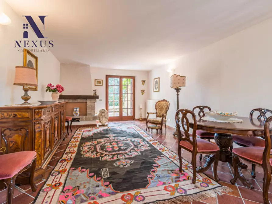 Immagine 45 di Villa in vendita  in Località Rosciano a Fano