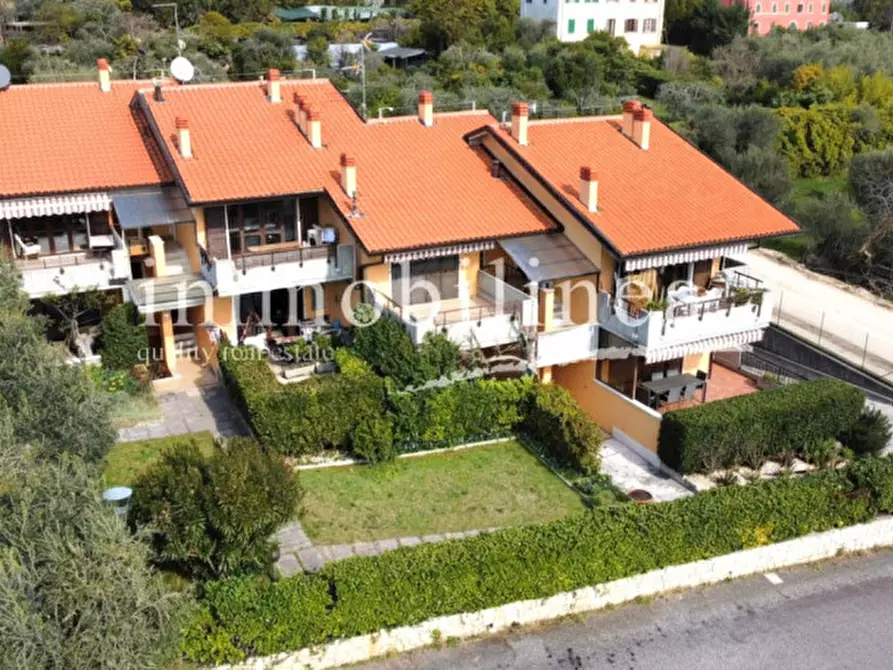 Immagine 3 di Appartamento in vendita  in Via Cimabue a Garda