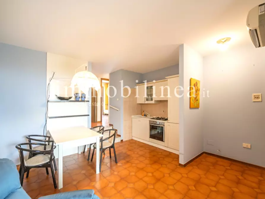 Immagine 10 di Appartamento in vendita  in Via Cimabue a Garda