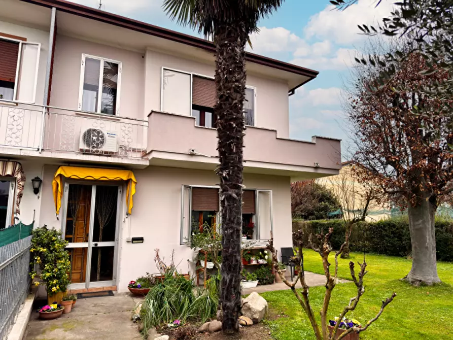 Immagine 7 di Casa bifamiliare in vendita  in Via Altura a Ospedaletto Euganeo