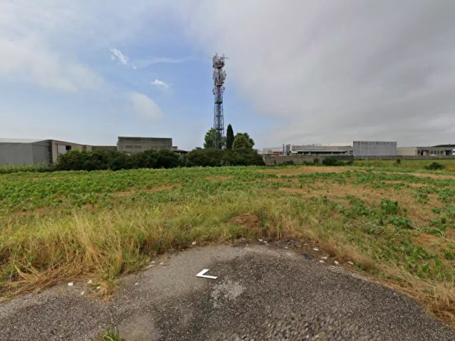 Immagine 1 di Terreno in vendita  in Via Dell'industria a Villa Bartolomea