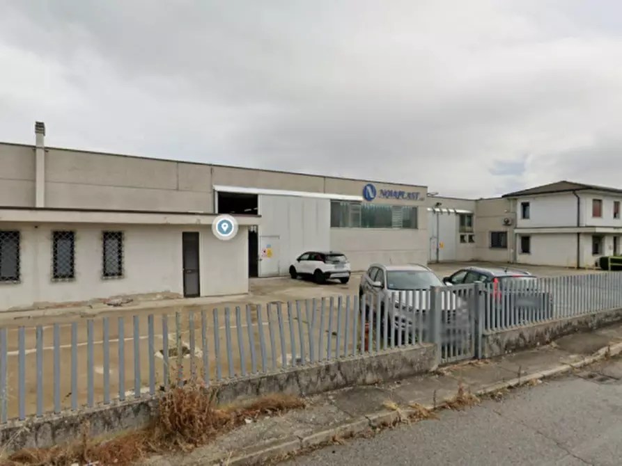 Immagine 2 di Capannone industriale in vendita  in Via Dell'industria 11 a Villa Bartolomea