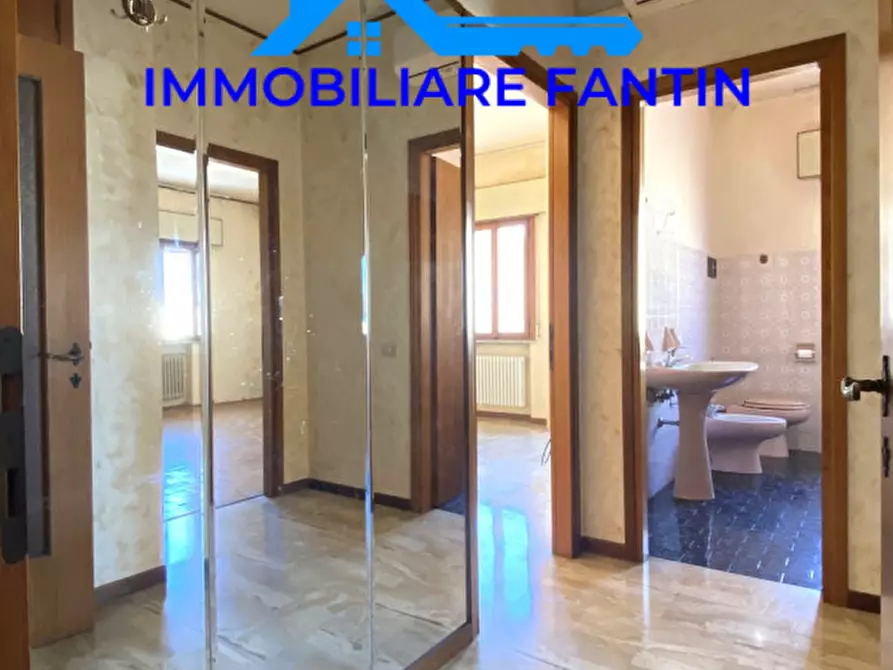 Immagine 5 di Appartamento in vendita  in VIA SAN ZENO 15 D a Treviso