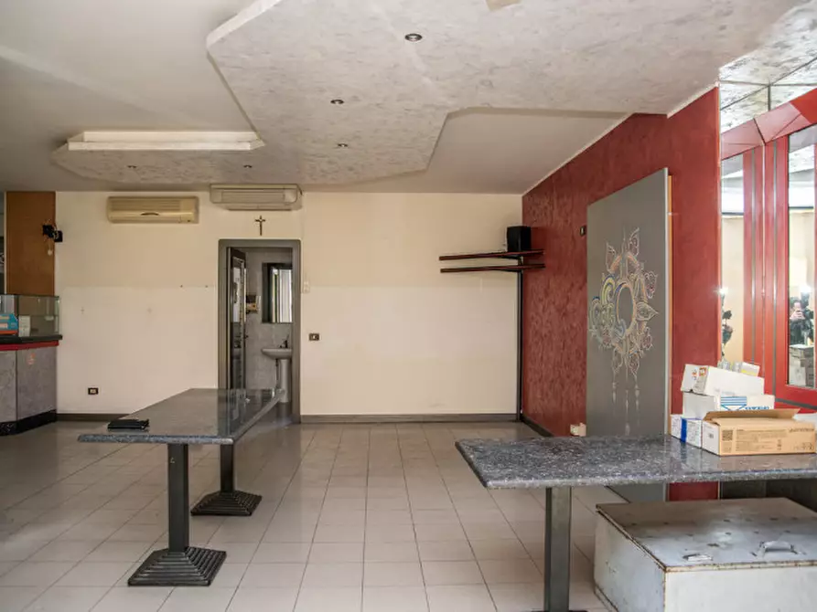 Immagine 11 di Attività commerciale in vendita  in Via di Mezzo a Zevio