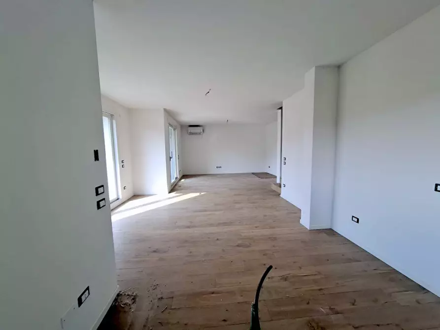 Immagine 5 di Casa quadrifamiliare in vendita  in Via Bellini a Abano Terme