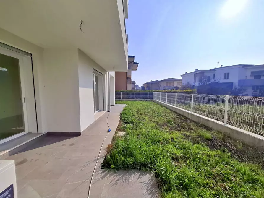 Immagine 6 di Casa quadrifamiliare in vendita  in Via Bellini a Abano Terme