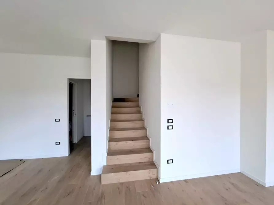 Immagine 7 di Casa quadrifamiliare in vendita  in Via Bellini a Abano Terme