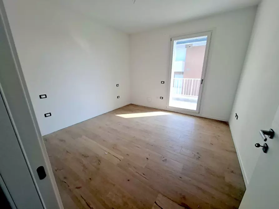 Immagine 9 di Casa quadrifamiliare in vendita  in Via Bellini a Abano Terme