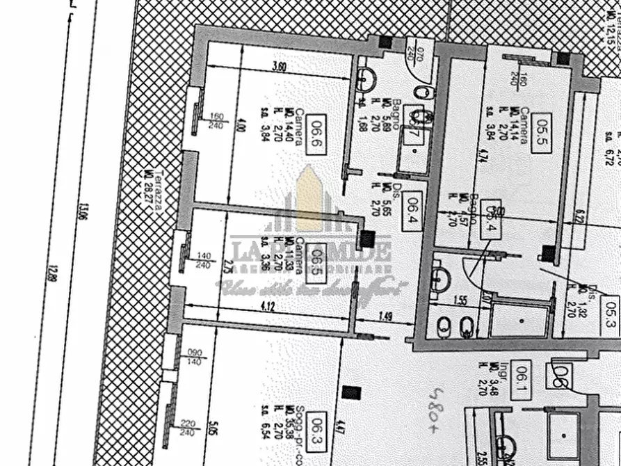 Immagine 1 di Appartamento in vendita  in ZONA SAVONAROLA - PADOVA CENTRO - APPARTAMENTO RIF. 875 a Padova