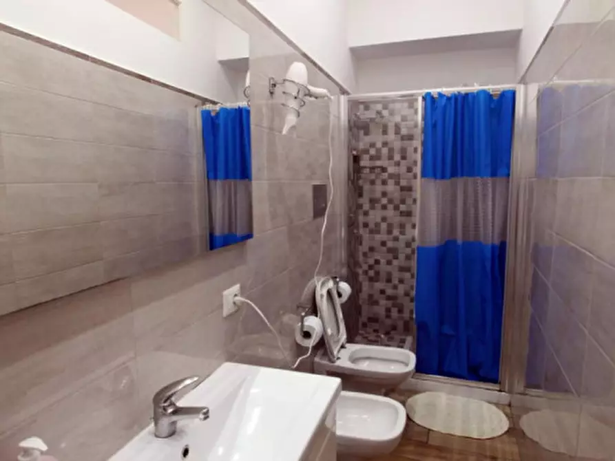 Immagine 4 di Appartamento in vendita  in parco carelli 50 a Napoli