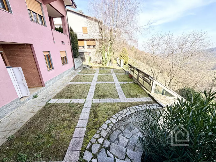 Immagine 22 di Appartamento in vendita  in Via Rossina 1 a Castagneto Po