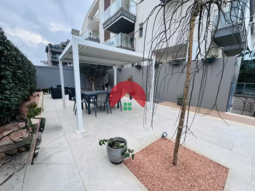 Immagine 3 di Appartamento in vendita  in Via Tina Laudati a Altamura