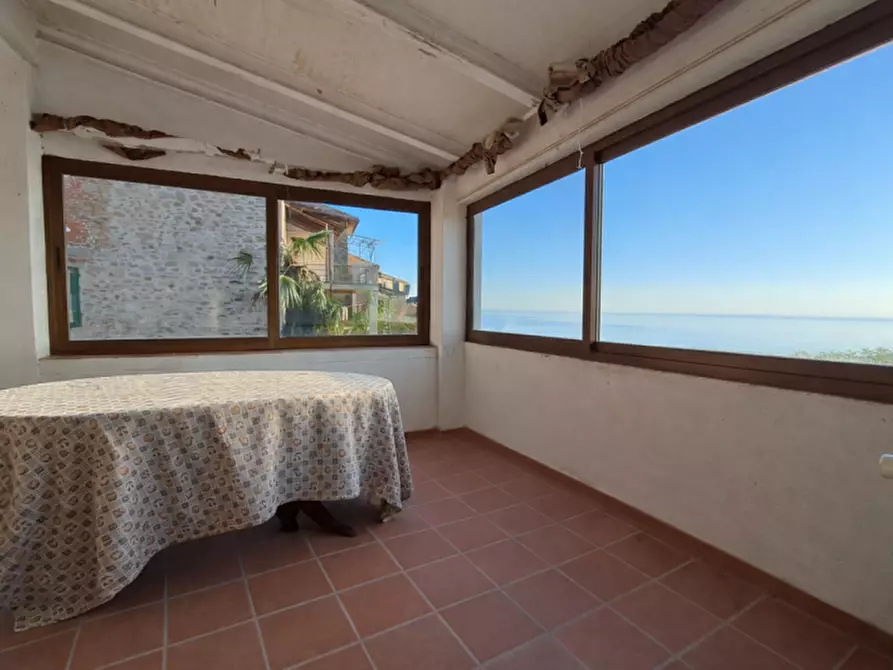 Immagine 3 di Appartamento in vendita  a Passignano Sul Trasimeno