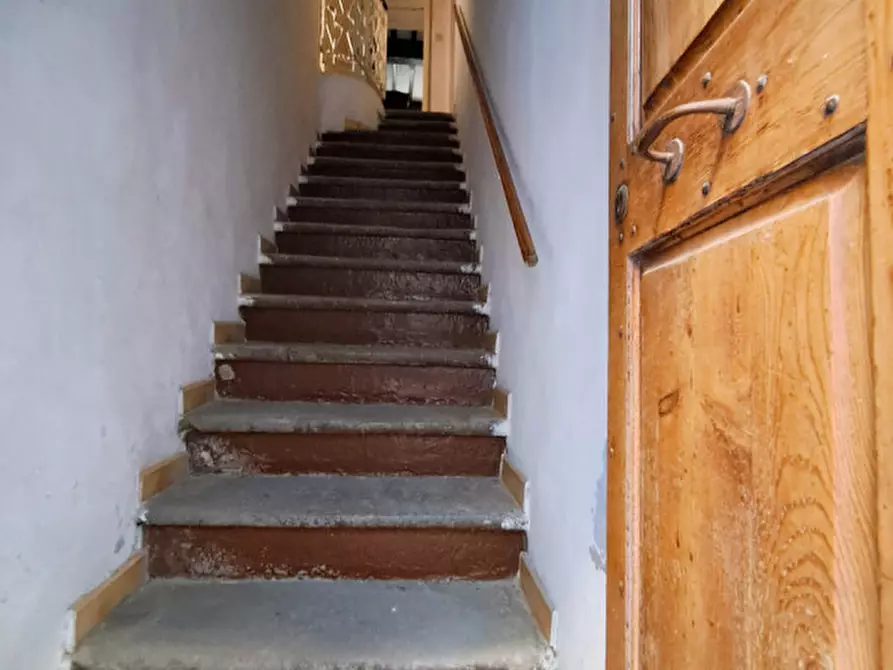 Immagine 8 di Appartamento in vendita  a Passignano Sul Trasimeno