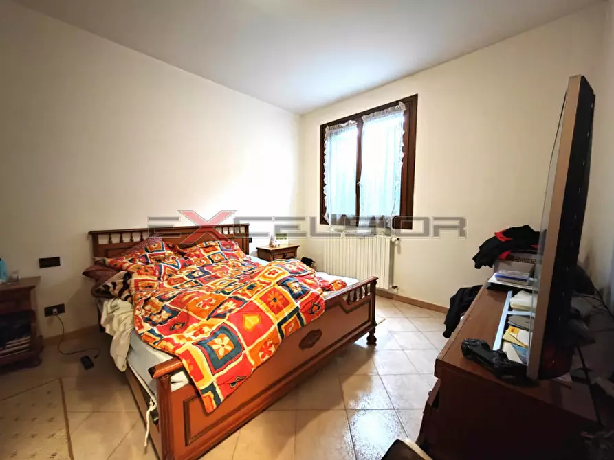 Immagine 10 di Appartamento in vendita  in Via Roma a Cona