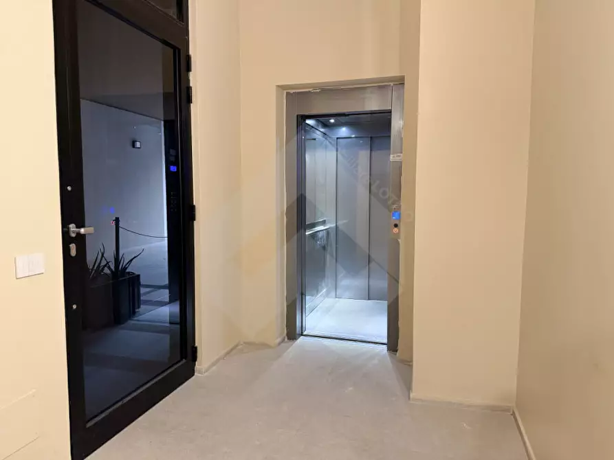 Immagine 2 di Appartamento in vendita  in Via Alfredo Catalani, 23 a Andria