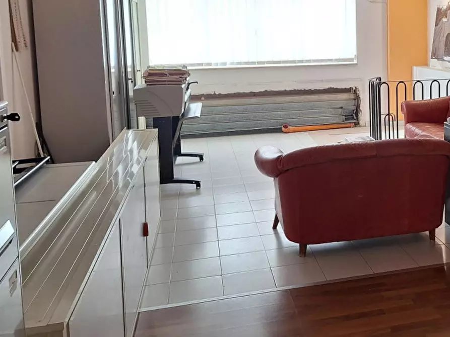 Immagine 3 di Ufficio in vendita  in Via Pisano Paolo, 47, 91013 Calatafimi TP, Italia a Calatafimi