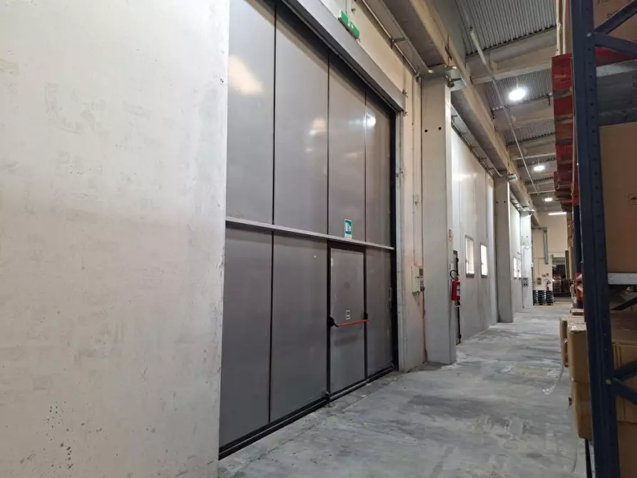 Immagine 14 di Capannone industriale in affitto  in Via A. Olivetti, 29, 70056 Molfetta BA, Italia a Molfetta