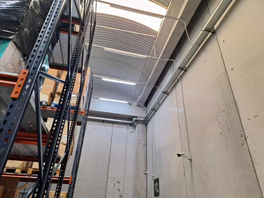 Immagine 16 di Capannone industriale in affitto  in Via A. Olivetti, 29, 70056 Molfetta BA, Italia a Molfetta