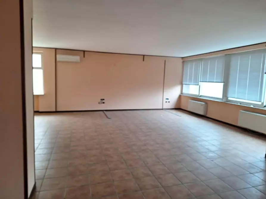 Immagine 10 di Ufficio in vendita  in Galleria Isei, 6, 47521 Cesena FC, Italia a Cesena