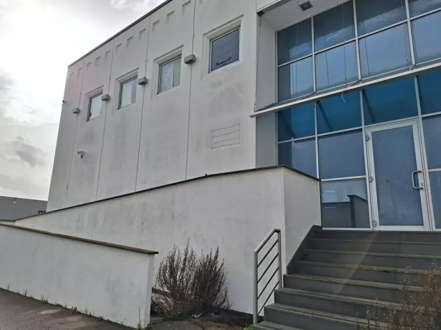 Immagine 2 di Capannone industriale in vendita  in Via A. Olivetti, 29, 70056 Molfetta BA, Italia a Molfetta