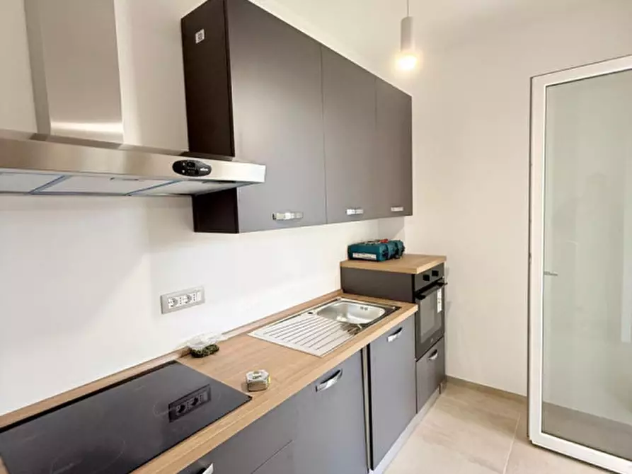 Immagine 5 di Villa in vendita  in Via Nettunense a Aprilia