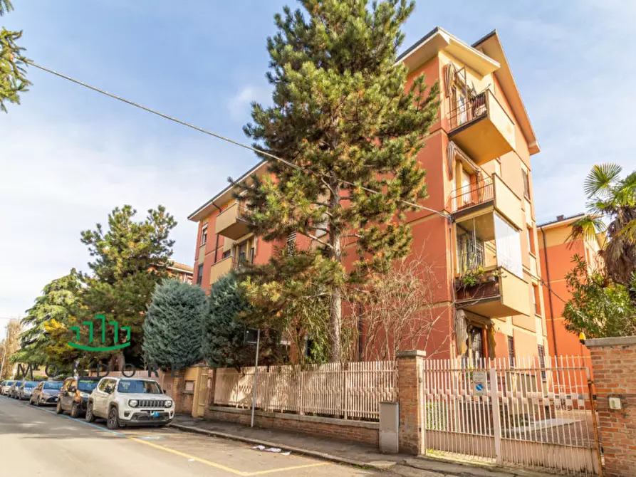 Immagine 1 di Appartamento in vendita  in Via Luigi Riccoboni a Bologna