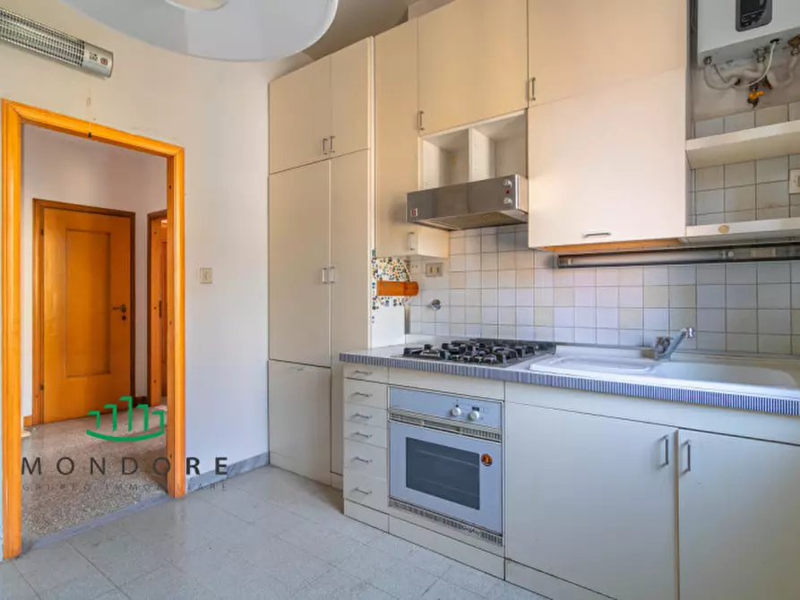 Immagine 5 di Appartamento in vendita  in Via Luigi Riccoboni a Bologna