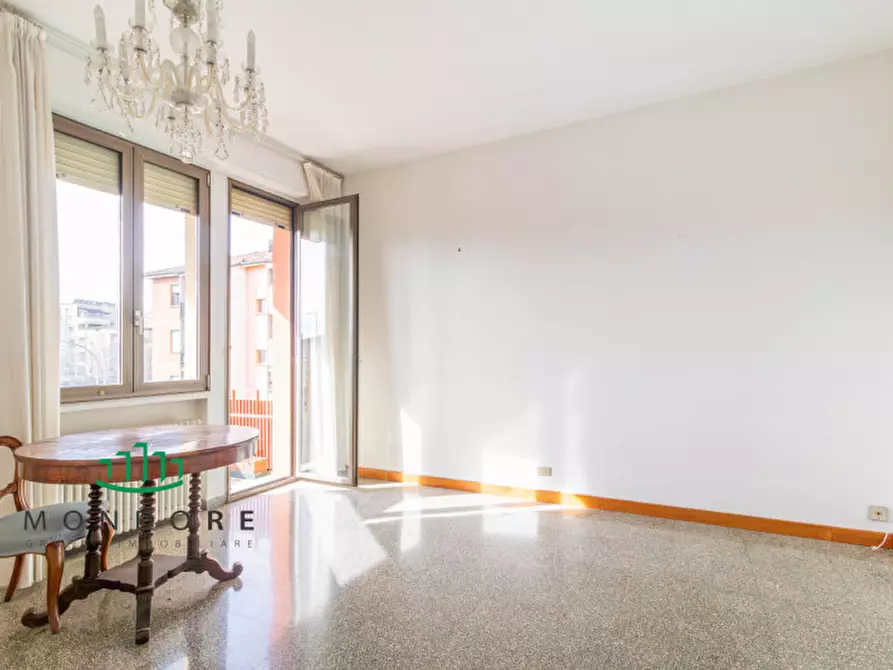 Immagine 11 di Appartamento in vendita  in Via Luigi Riccoboni a Bologna