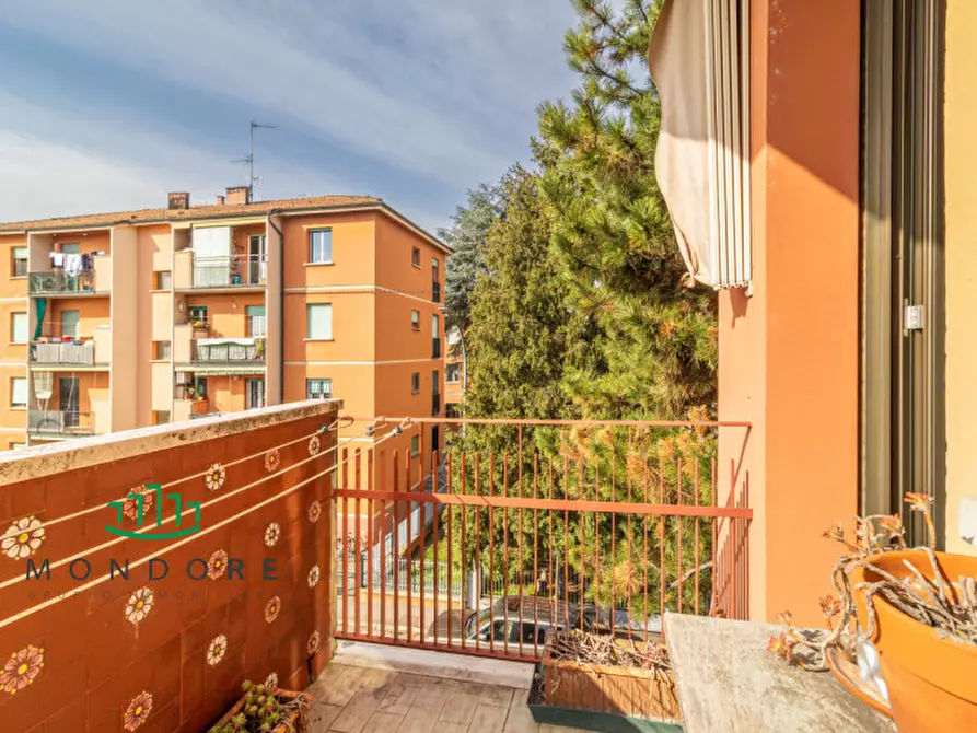 Immagine 13 di Appartamento in vendita  in Via Luigi Riccoboni a Bologna