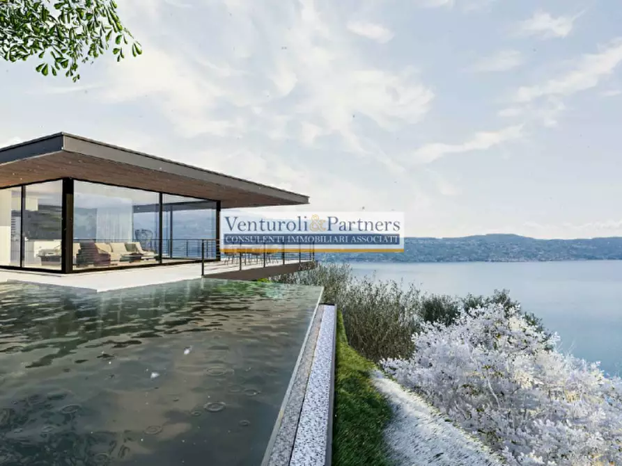 Immagine 1 di Terreno in vendita  in Via Cecina a Toscolano-Maderno