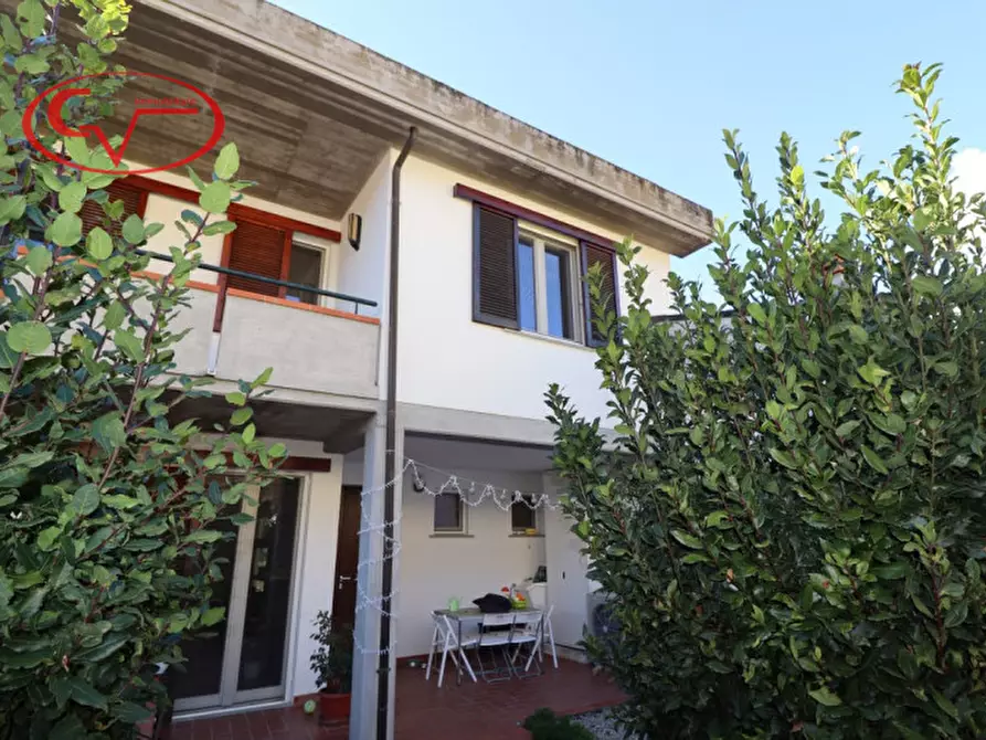 Immagine 2 di Villetta a schiera in vendita  in via Udine 3 a Loro Ciuffenna