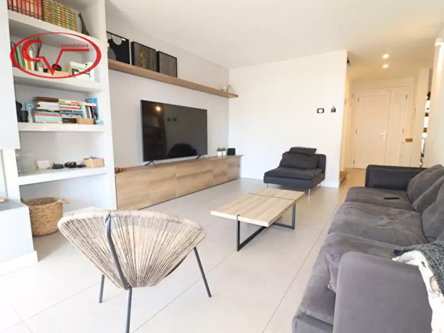 Immagine 6 di Villetta a schiera in vendita  in via Udine 3 a Loro Ciuffenna