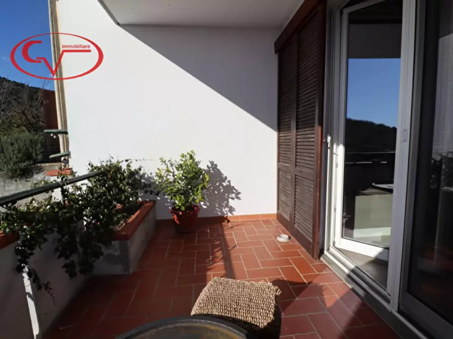 Immagine 10 di Villetta a schiera in vendita  in via Udine 3 a Loro Ciuffenna