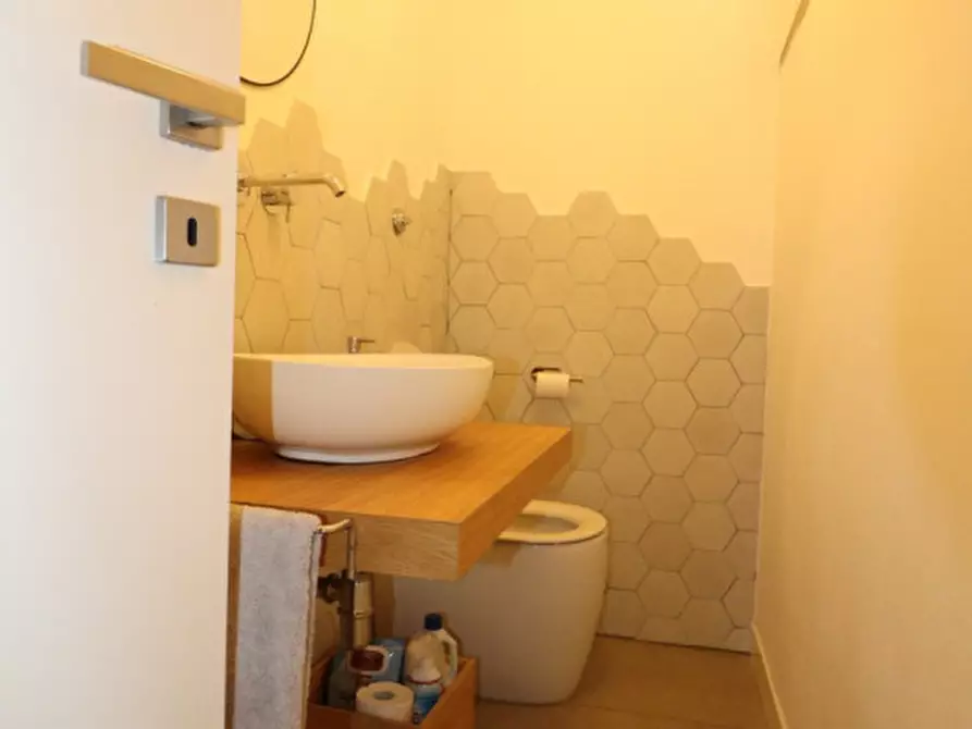 Immagine 19 di Villetta a schiera in vendita  in via Udine 3 a Loro Ciuffenna