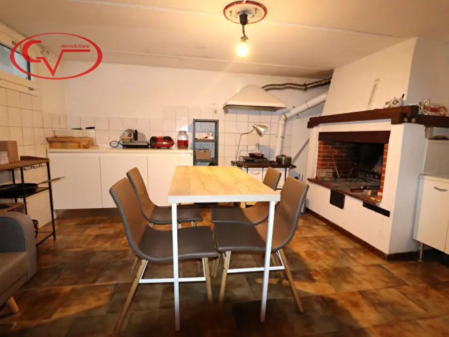 Immagine 49 di Villetta a schiera in vendita  in via Udine 3 a Loro Ciuffenna