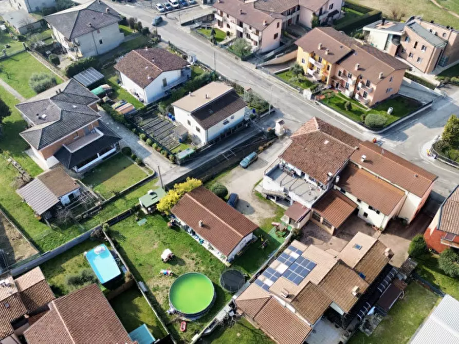 Immagine 4 di Casa bifamiliare in vendita  in Via Prese a Pescantina