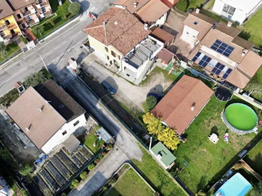 Immagine 6 di Casa bifamiliare in vendita  in Via Prese a Pescantina