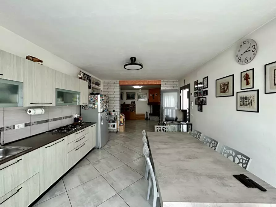 Immagine 16 di Casa bifamiliare in vendita  in Via Prese a Pescantina