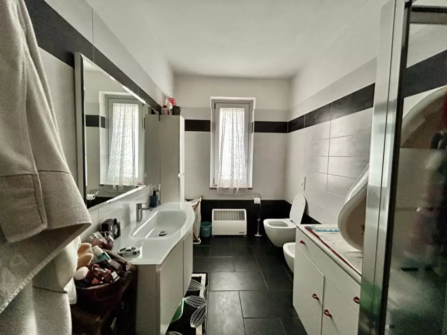 Immagine 40 di Casa bifamiliare in vendita  in Via Prese a Pescantina