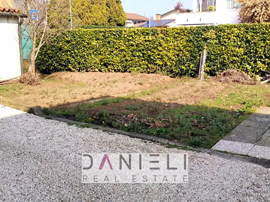 Immagine 21 di Appartamento in vendita  in Via San Giuseppe a Montecchio Maggiore