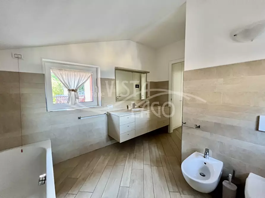 Immagine 13 di Appartamento in affitto  in Via Imbonati 13 a Como