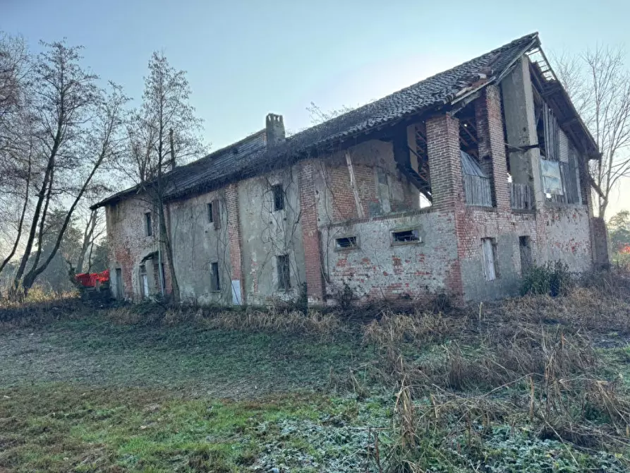 Immagine 3 di Rustico / casale in vendita  in Via Don Primo Mazzolari a Milano