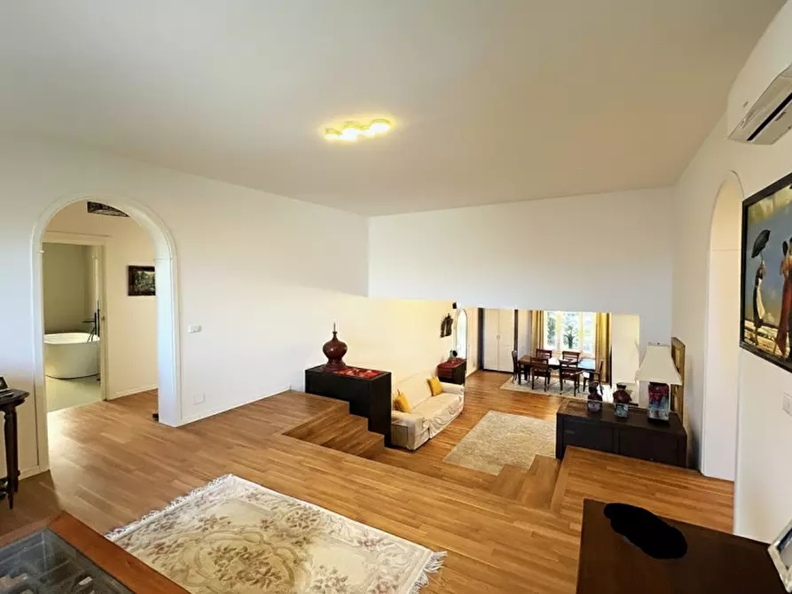 Immagine 7 di Villa in vendita  in Via Andrea Gloria a Teolo